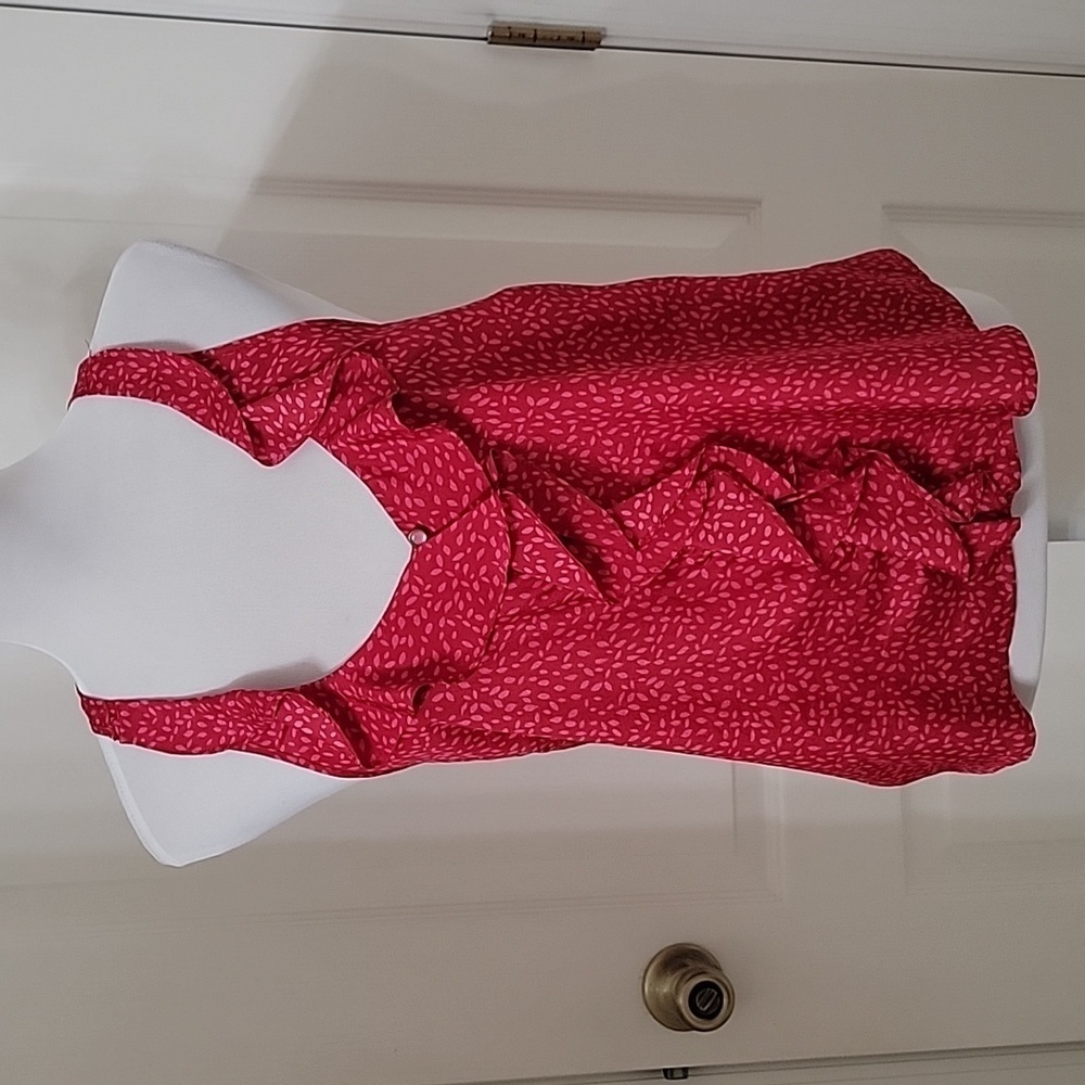 Forever 21 I Love H81 Size M Red with Pink Pattern Ruffled Sleeveless Blouse